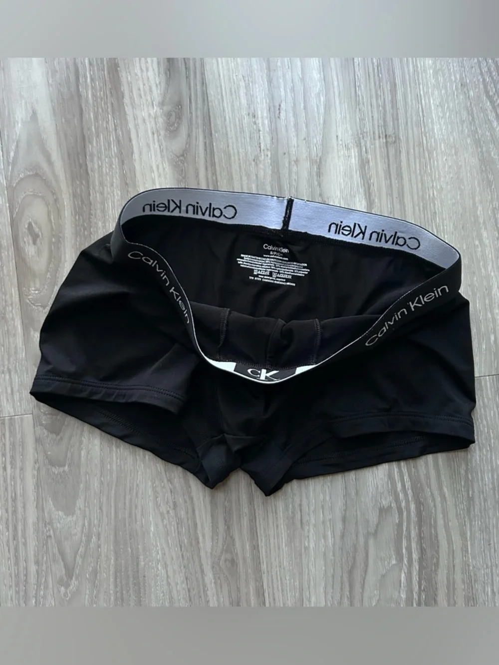 Calvin Klein | 1996 Low Rise Trunk in solid Black (Small)